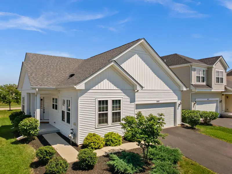 649 Elizabeth ST, Elburn, IL 60119
