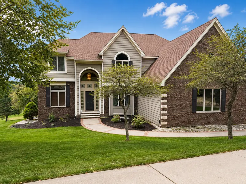 801 Spring Brook DR, Winona, MN 55987