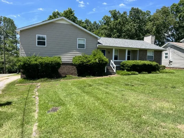 5216 Roxborough Dr, Hermitage, TN 37076