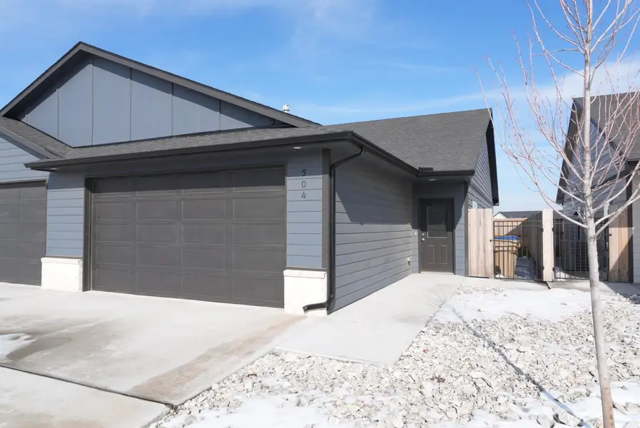 504 E Hayes St, Valley Center, KS 67147