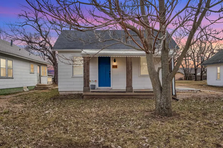518 N Cedar St, Marion, KS 66861