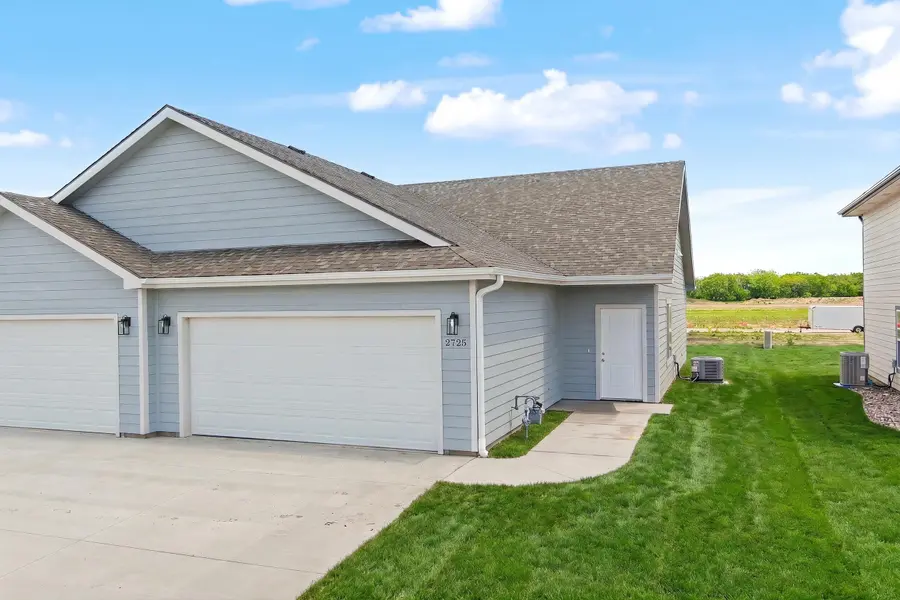 2725 Amelia Ln., Salina, KS 67401