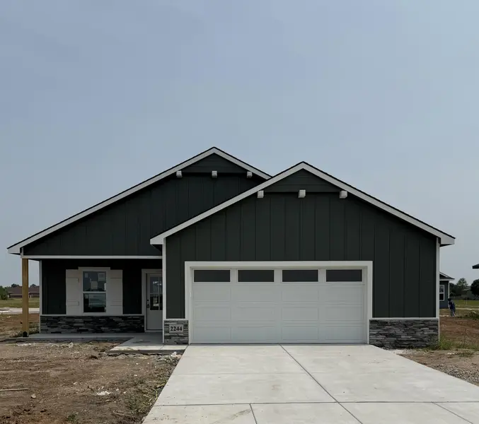 2244 S Colt Pl, Haysville, KS 67060