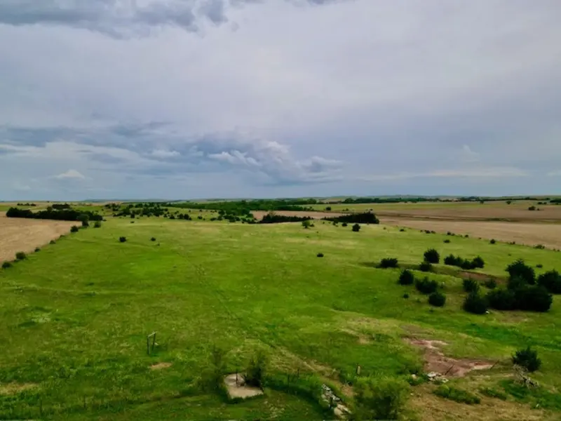 00000 E Iron Dr., Lincoln, KS 67455