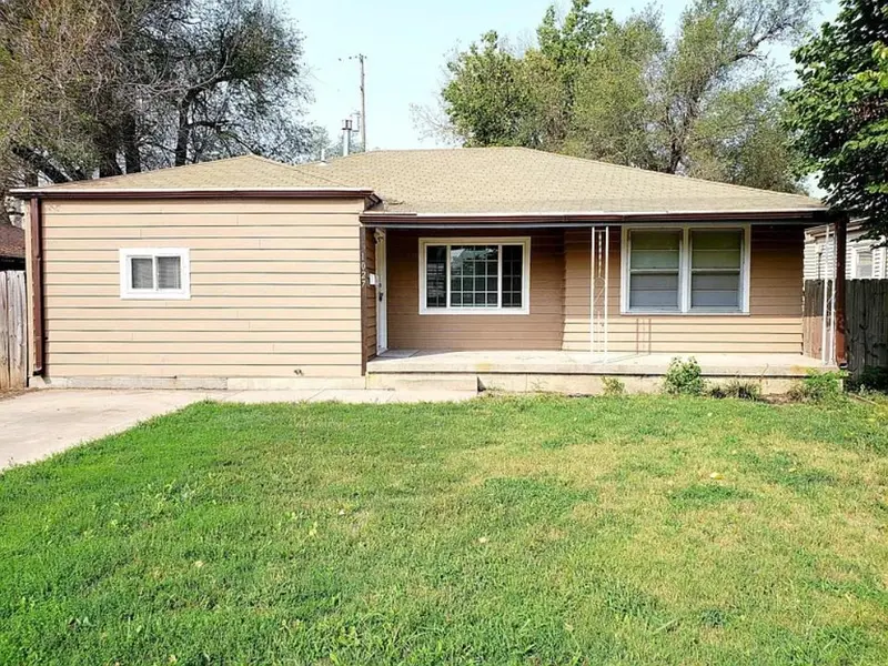1027 N Wabash Ave., Wichita, KS 67214