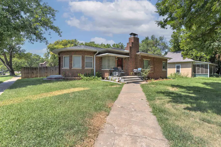 303 N 2nd, Arkansas City, KS 67005