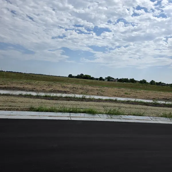 1311 Northridge, Valley Center, KS 67147