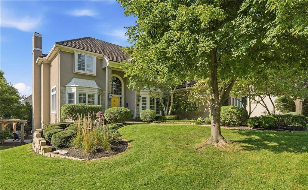 2645 W 139th TER, Leawood, KS 66224