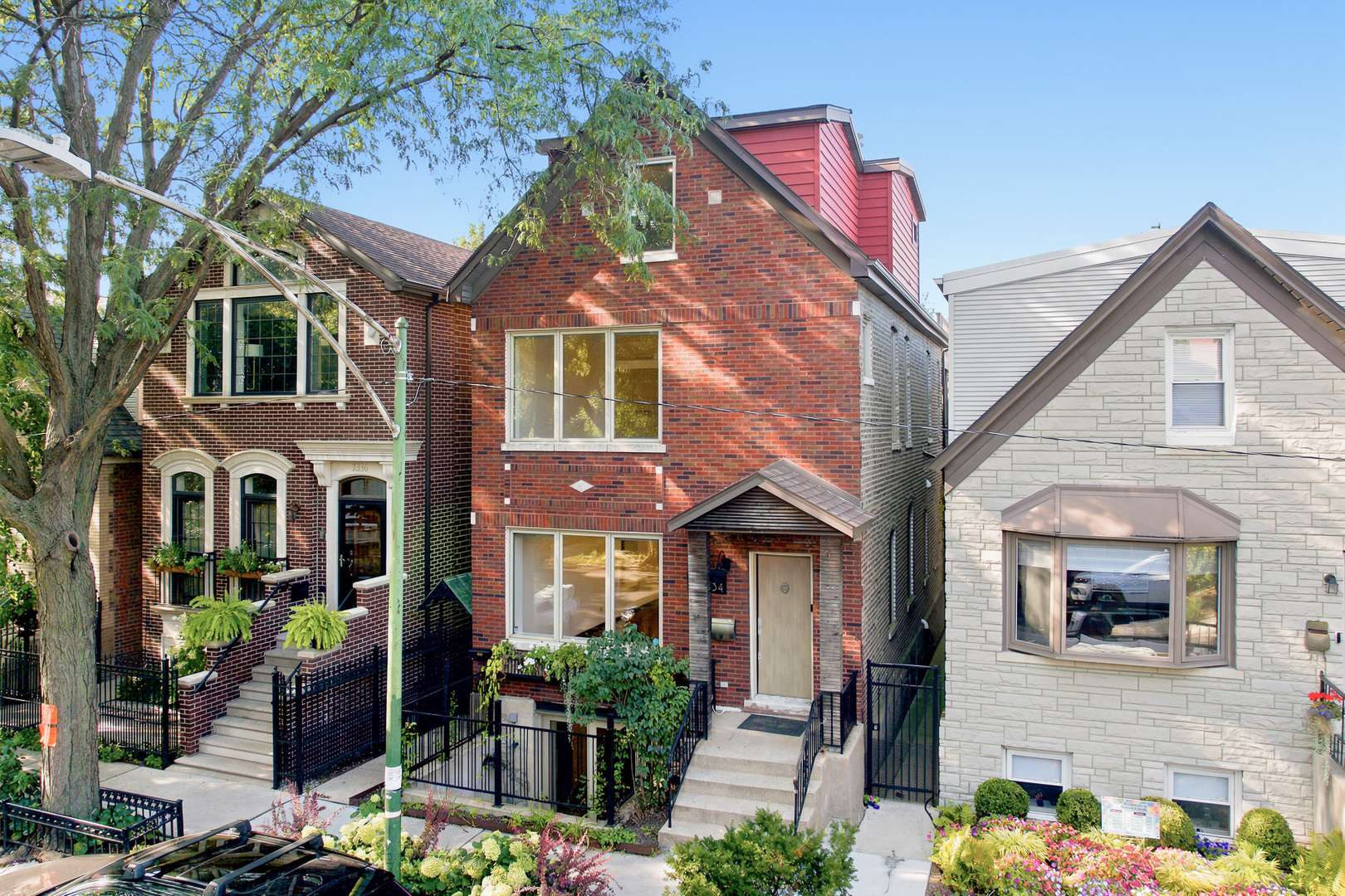 2334 W Medill AVE, Chicago, IL 60647