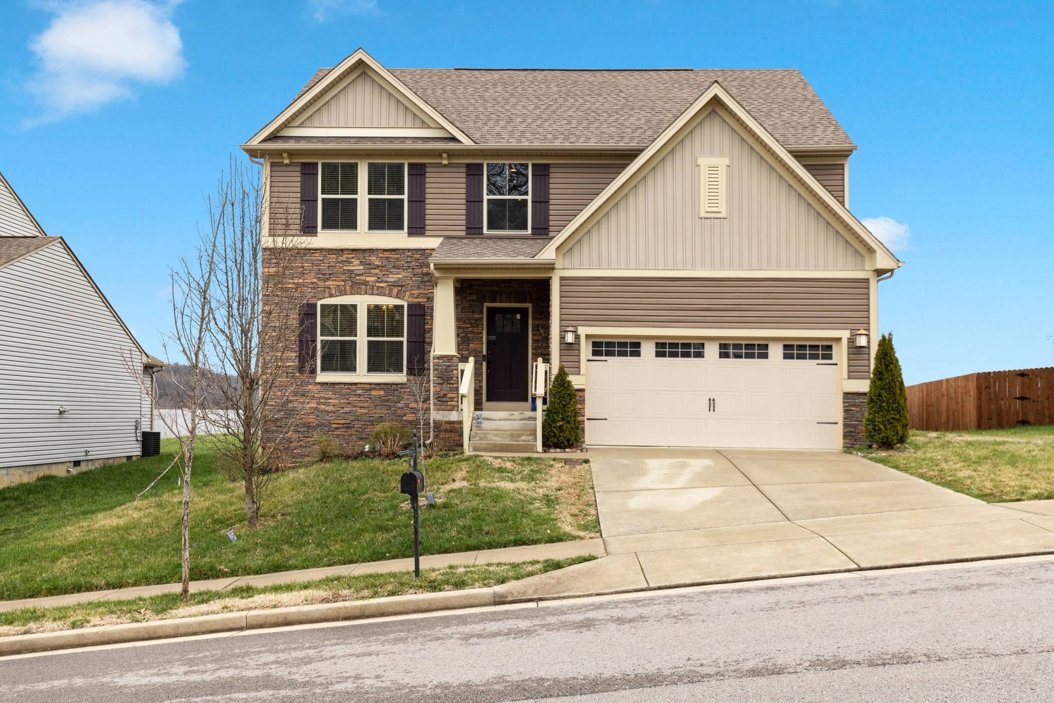 948 Fairdale Ct, Nashville, TN 37221