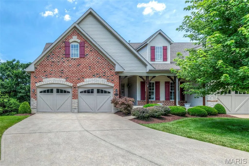 1209 Silver Fern DR, Lake St Louis, MO 63367