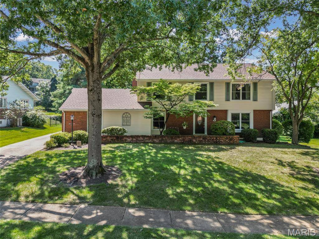480 Maymont DR, Ballwin, MO 63011