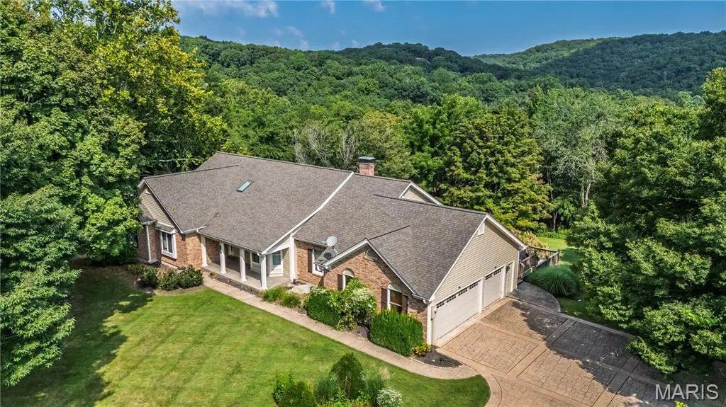 17507 Summit View Place CV, Glencoe, MO 63038