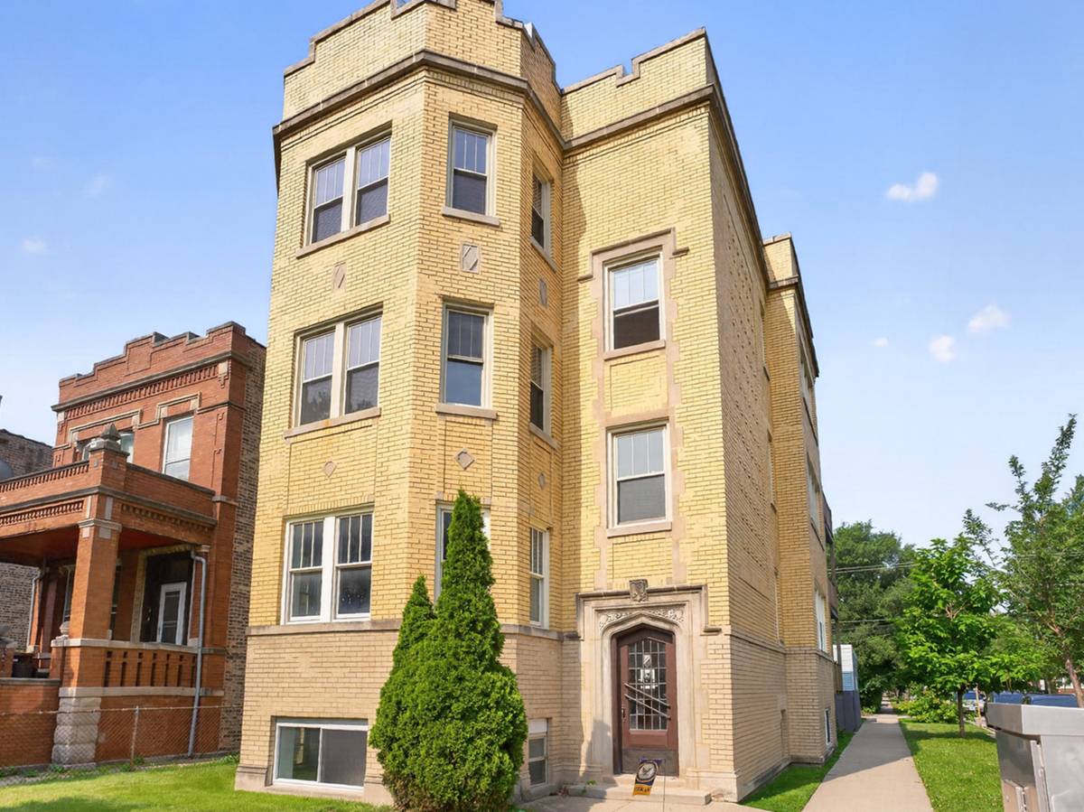 1101 S OAK PARK AVE #3, Oak Park, IL 60304