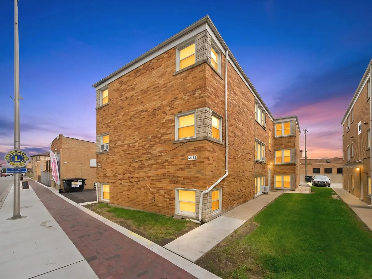 8038 Grand AVE, River Grove, IL 60171