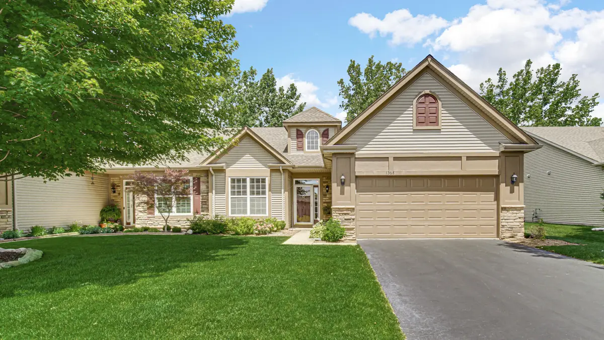 1368 Mackinaw PL, Schererville, IN 46375
