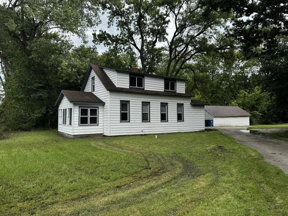 1041 E Highway 330, Schererville, IN 46375