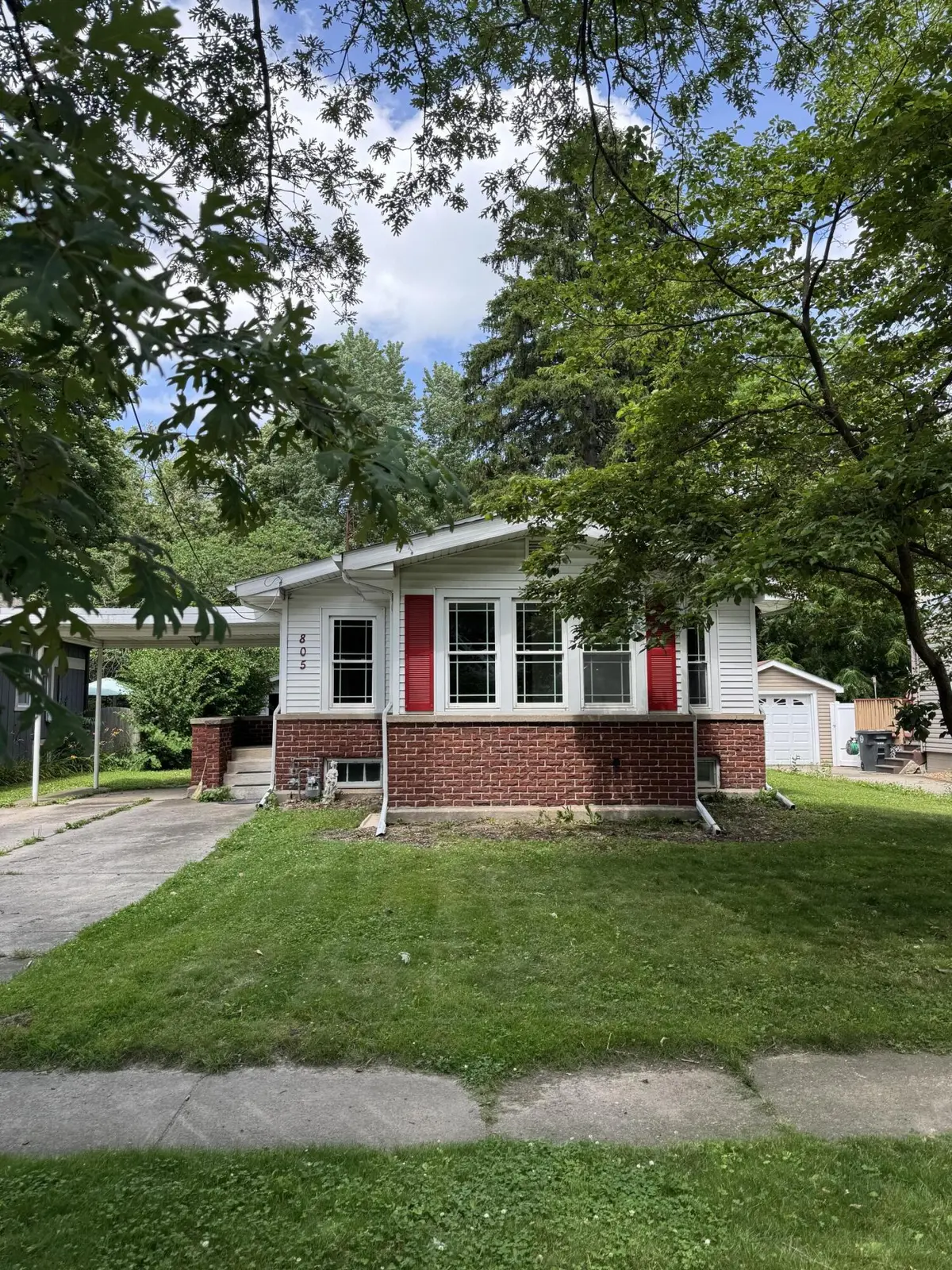 805 Main ST, Hobart, IN 46342