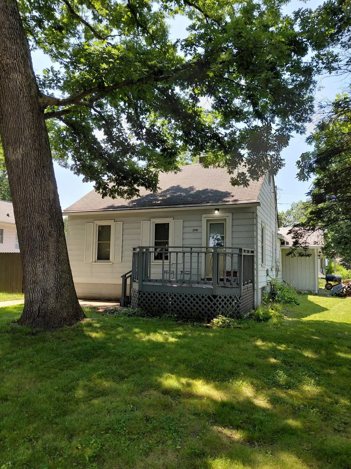 2770 Oakwood ST, Portage, IN 46368