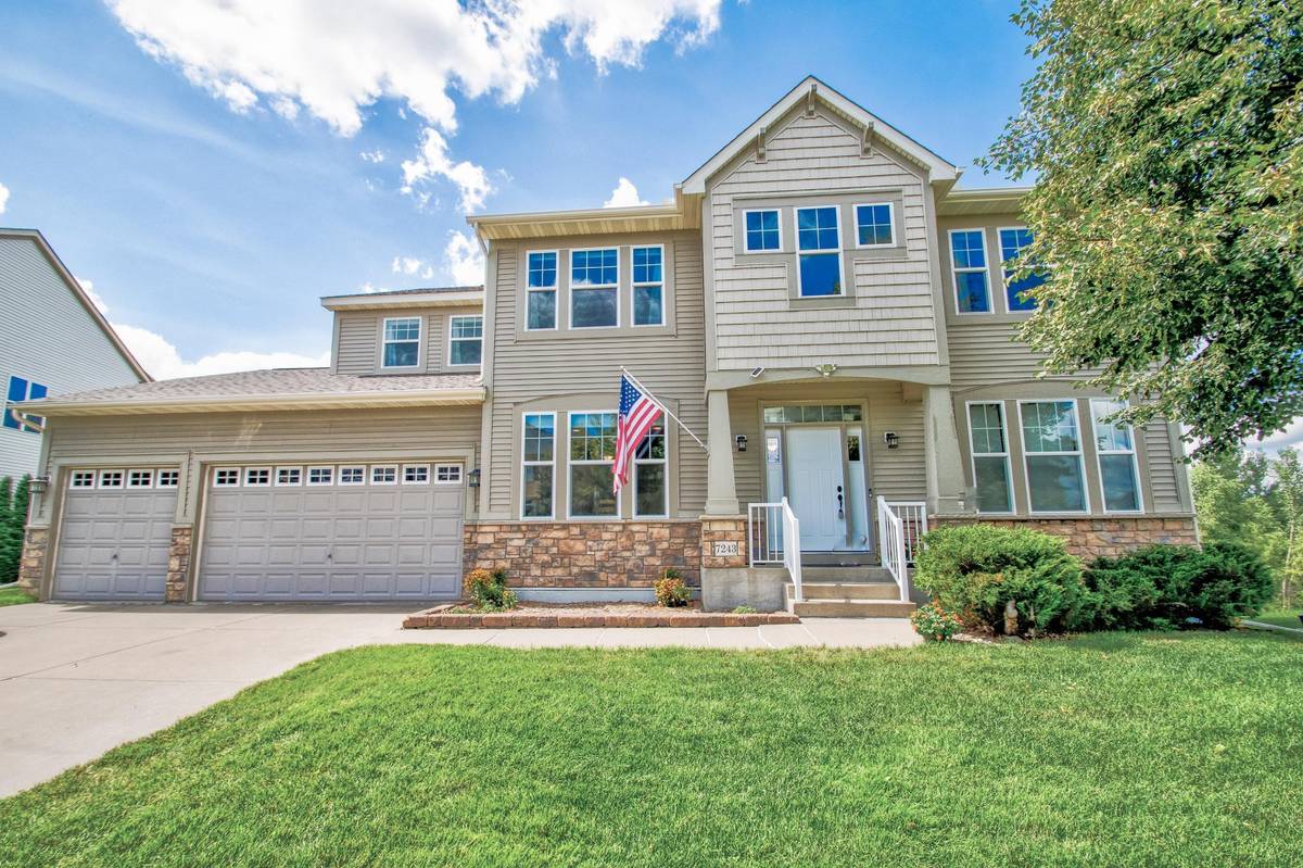 7243 Kimberly LN N, Maple Grove, MN 55311