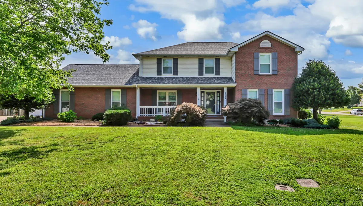 2207 Tom Dr, Clarksville, TN 37043