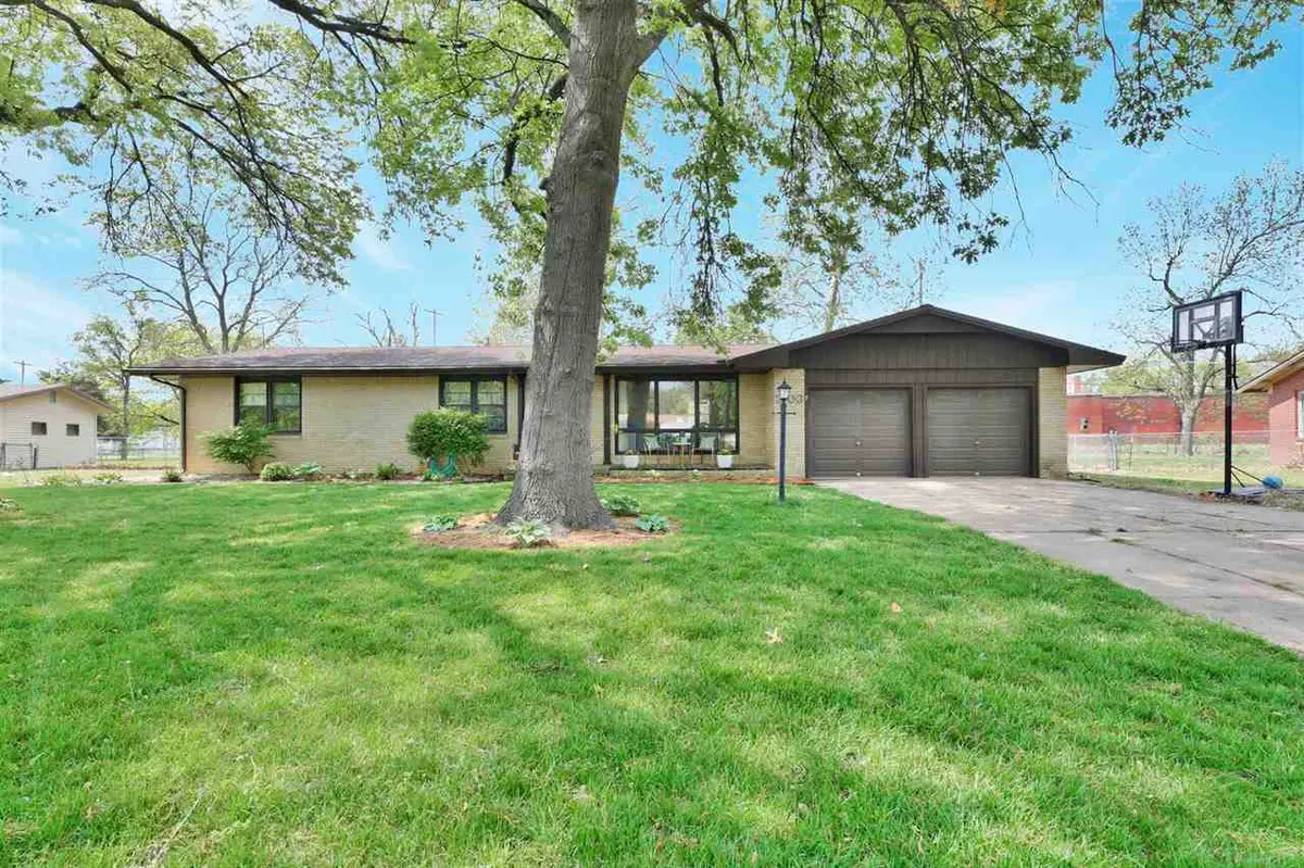 3103 N Sedgwick St, Wichita, KS 67204