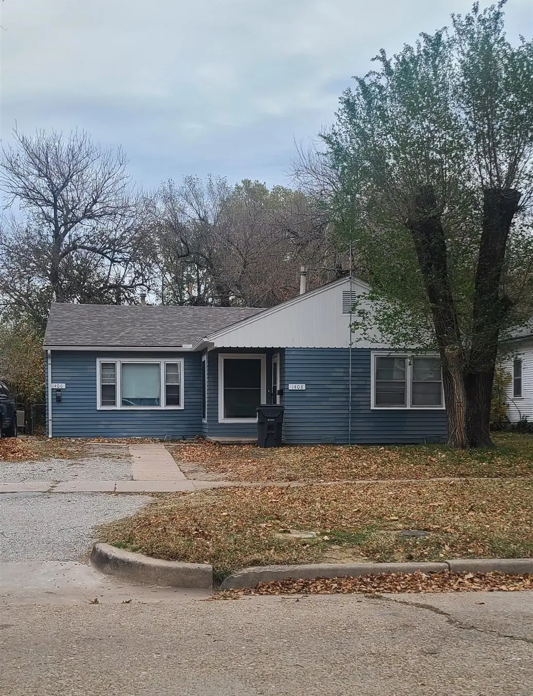 1406 S Lulu Ave, Wichita, KS 67211