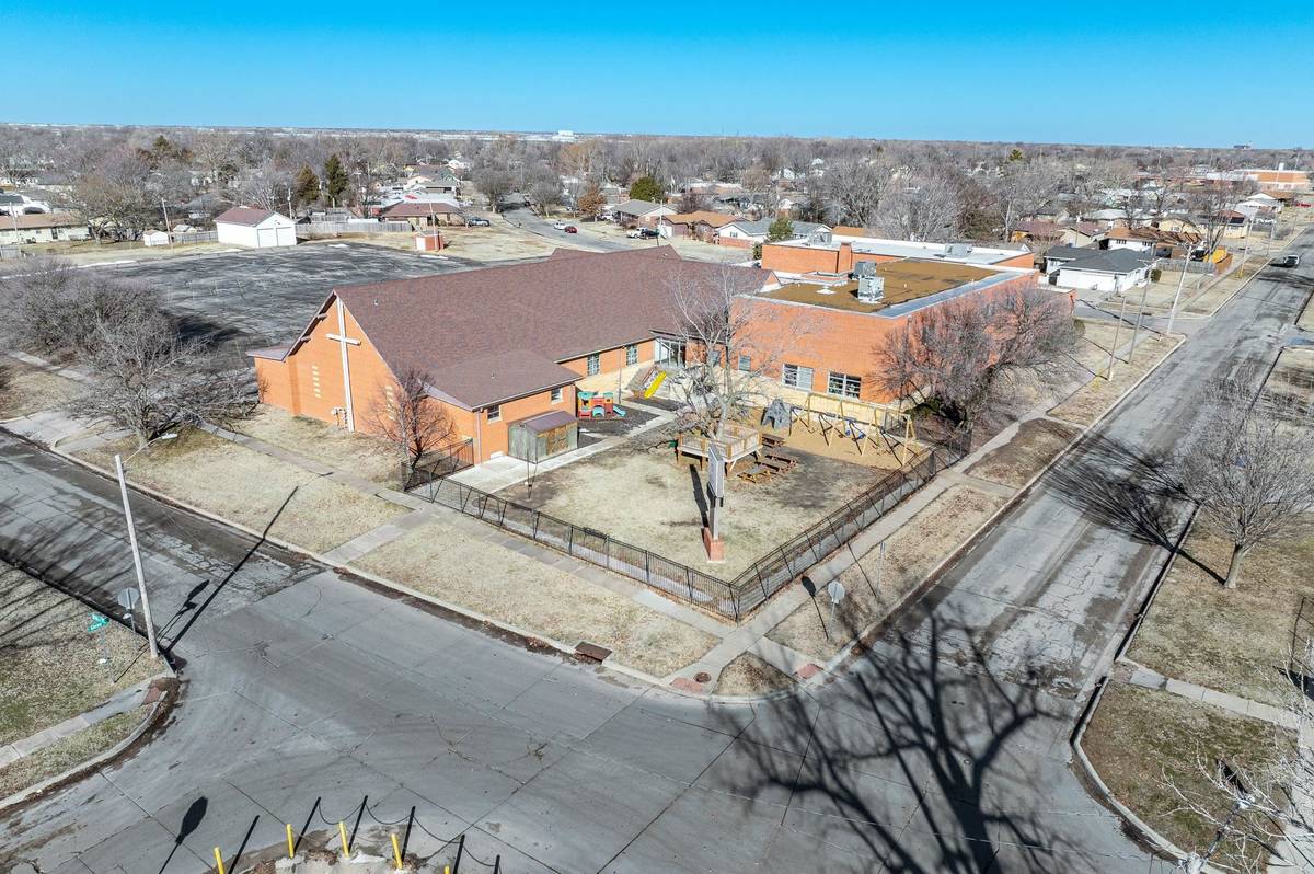 2757 S Glenn, Wichita, KS 67217-1841