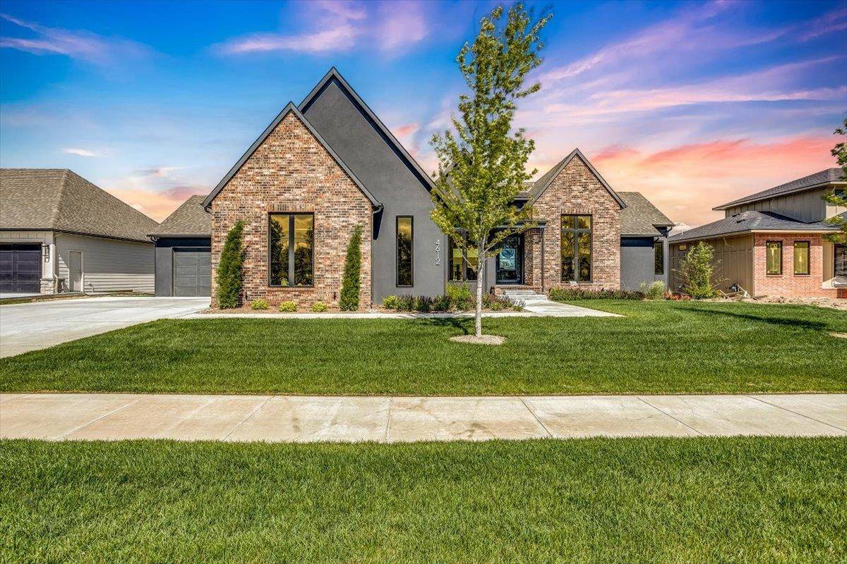 4612 N RIDGE PORT ST., Wichita, KS 67205-8824