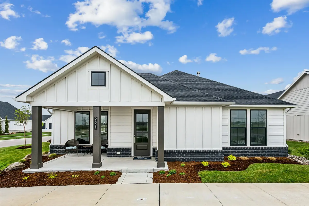 2628 N Shearwater, Wichita, KS 67204