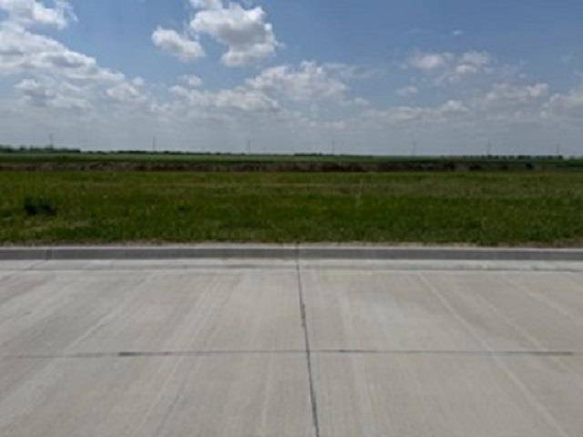 437 Morning Dew, Hesston, KS 67062