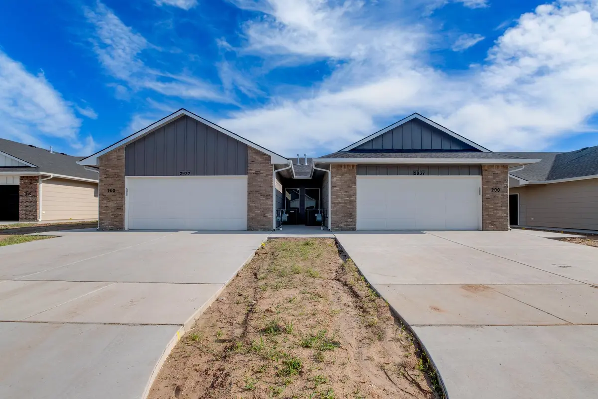 2937 S Maize CT, Wichita, KS 67215