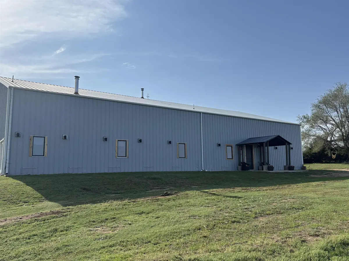 20029 SE 30th Ave, Pratt, KS 67124