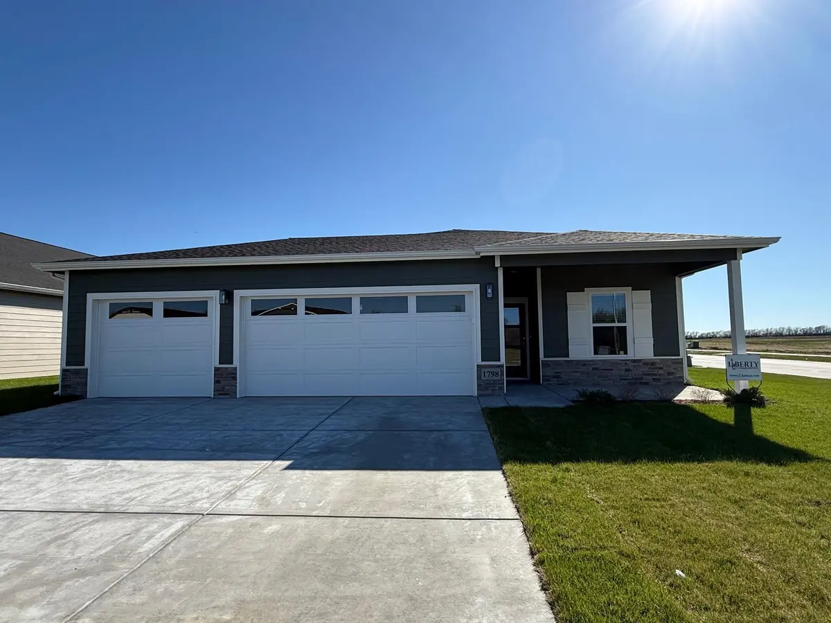 1798 W Redbud Lane, Goddard, KS 67052