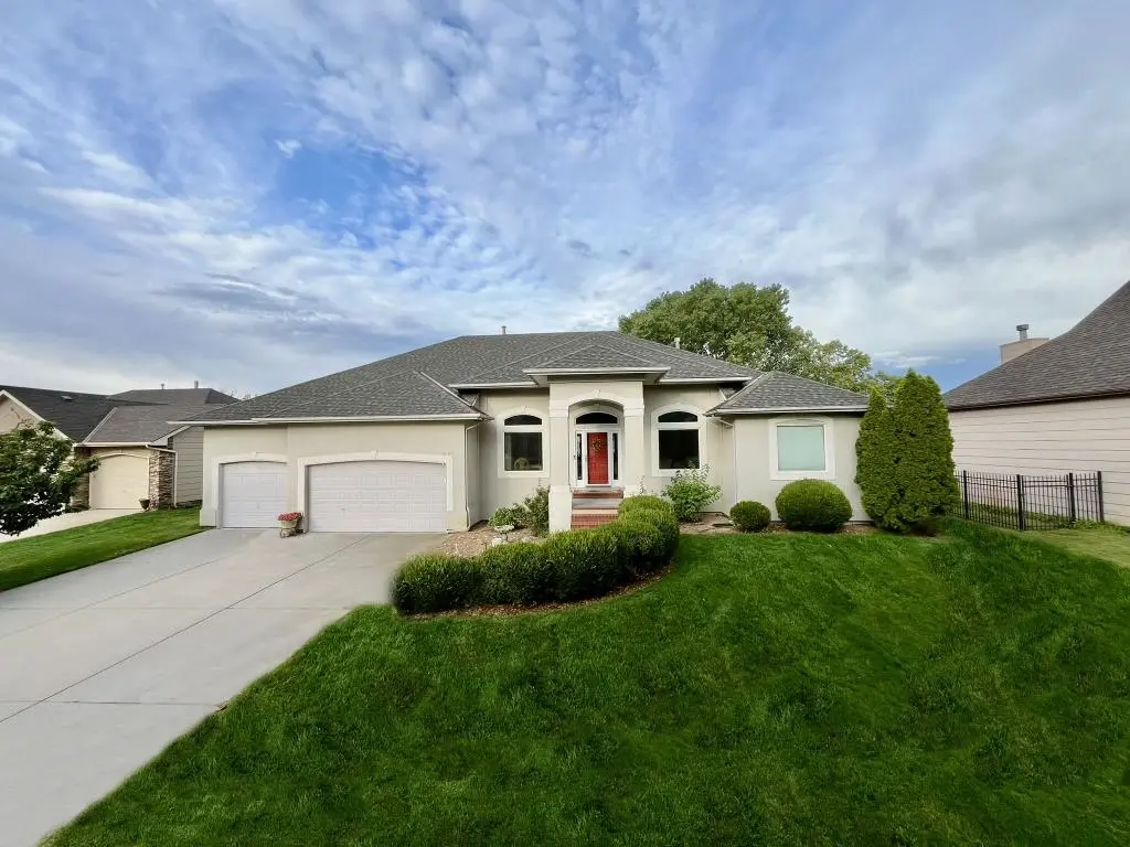3125 N Ridge Port St, Wichita, KS 67205
