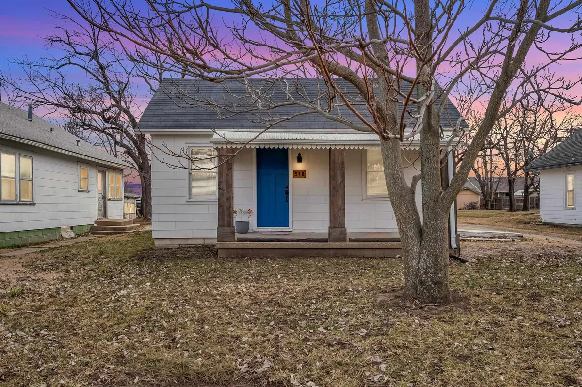 518 N Cedar St, Marion, KS 66861