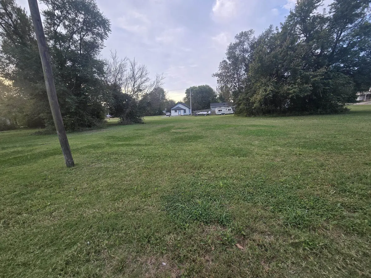 Lot 3 Ames, Winfield, KS 67156