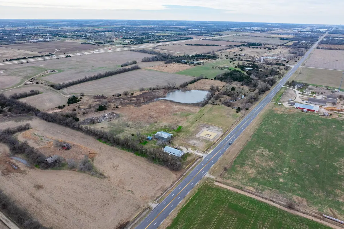 0000 N Broadway Ave, Valley Center, KS 67147