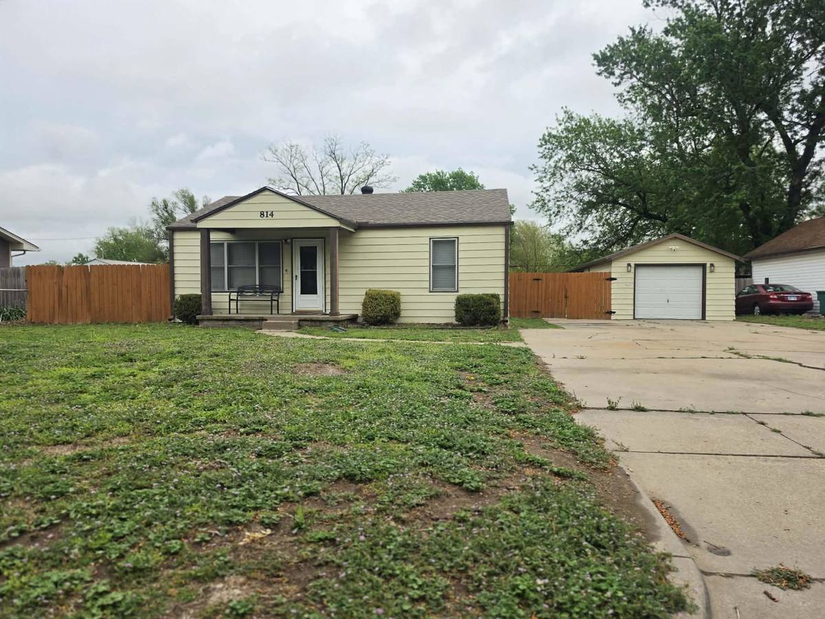 814 N Clara St, Wichita, KS 67212