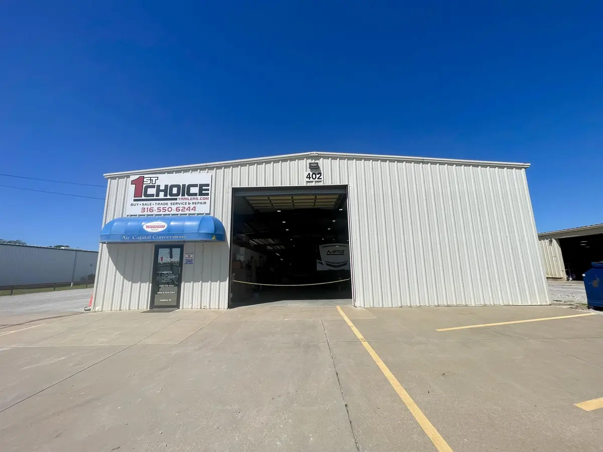 402 E Industrial St, Goddard, KS 67052
