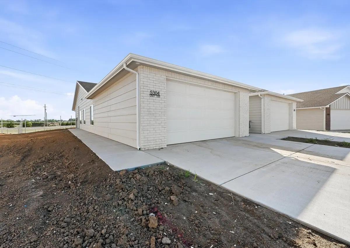 5304 W Rolly St., Wichita, KS 67215
