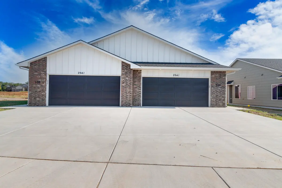 2961 S Maize CT, Wichita, KS 67215