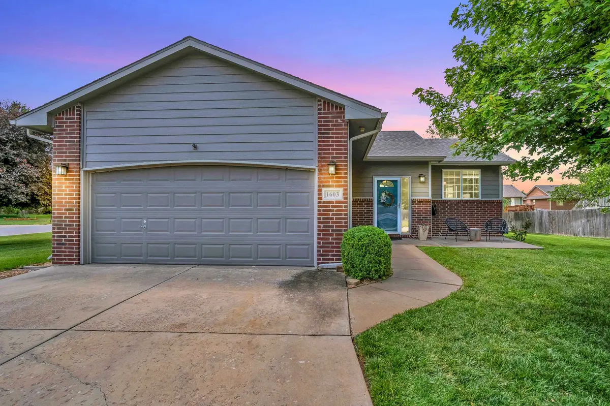 1603 E Cedar Tree St, Park City, KS 67219