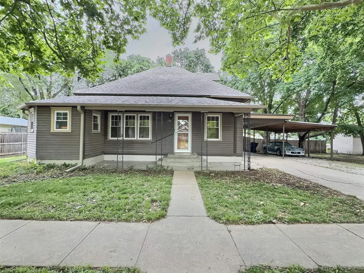 220 S Church, Goessel, KS 67053
