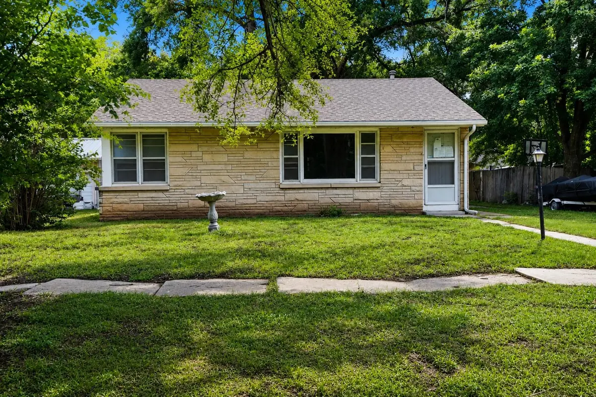 412 N Washington, El Dorado, KS 67042