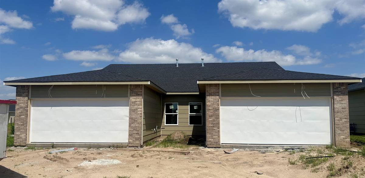 15428 W Josephine Ct, Goddard, KS 67052