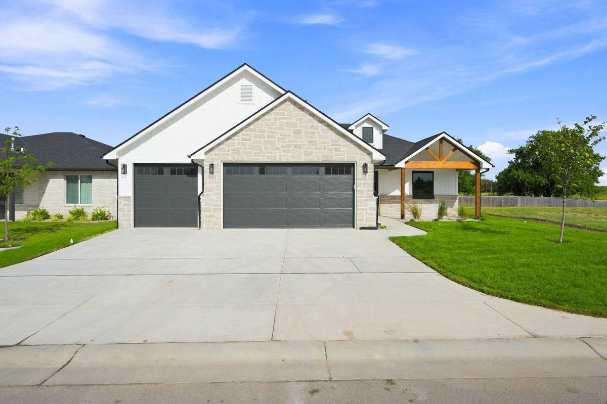 861 N Speyside, Andover, KS 67002