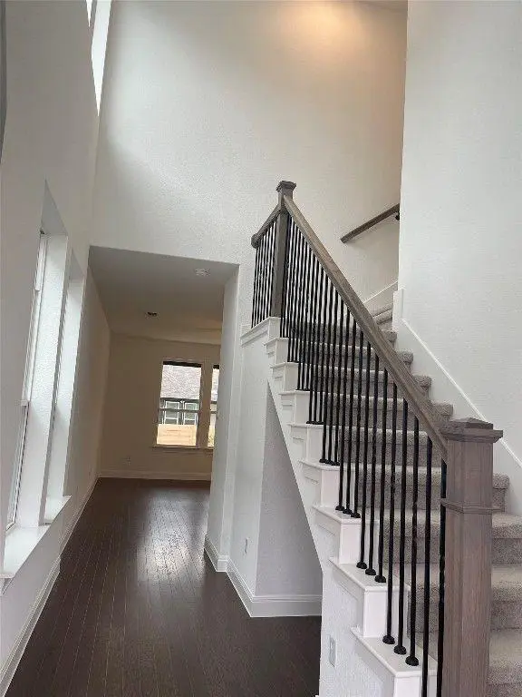 304 Harbors LN, Leander, TX 78641