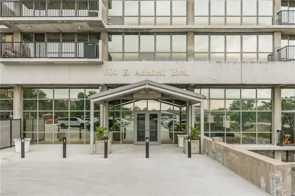 600 Admiral BLVD #1802, Kansas City, MO 64106