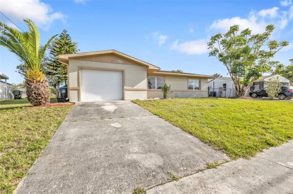 8172 TRIONFO AVE, North Port, FL 34287
